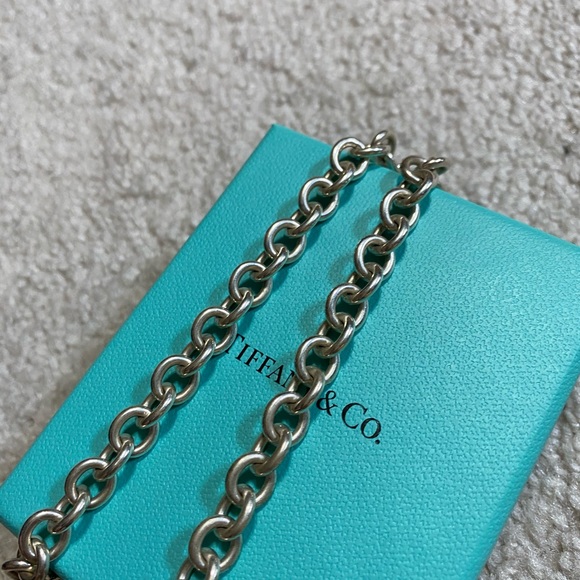 AUTHENTIC TIFFANY & CO. Oval Choker RTT - Picture 5 of 6